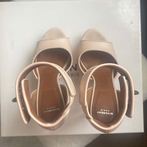 Givenchy powder rose pink shark tooth platform sandal - Picture 4 of 12